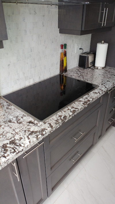 Granite kitchen countertop - by Millstones